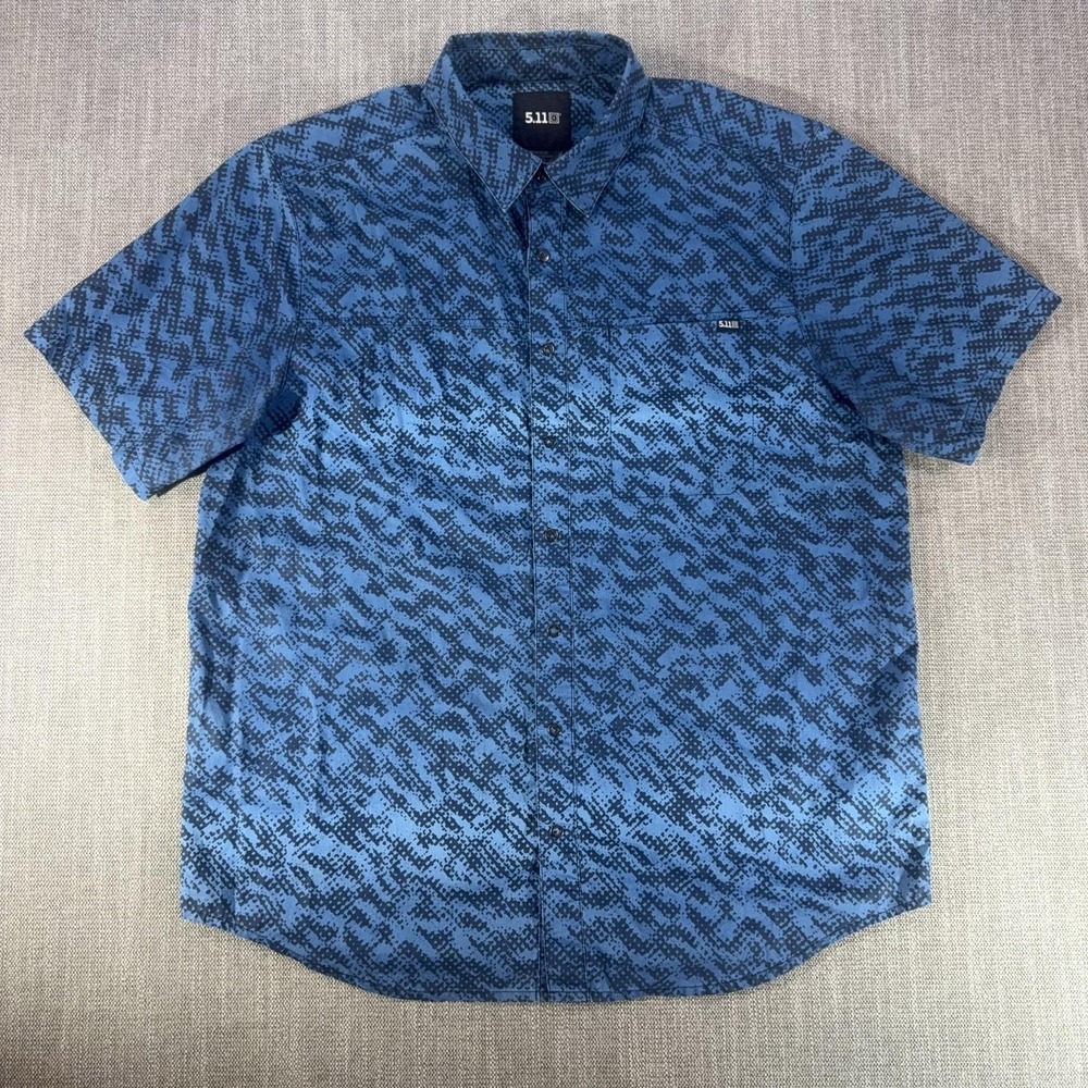 5.11 Shirt Mens Medium Blue Digital Camo Short Sleeve Button Up Tactical Flag